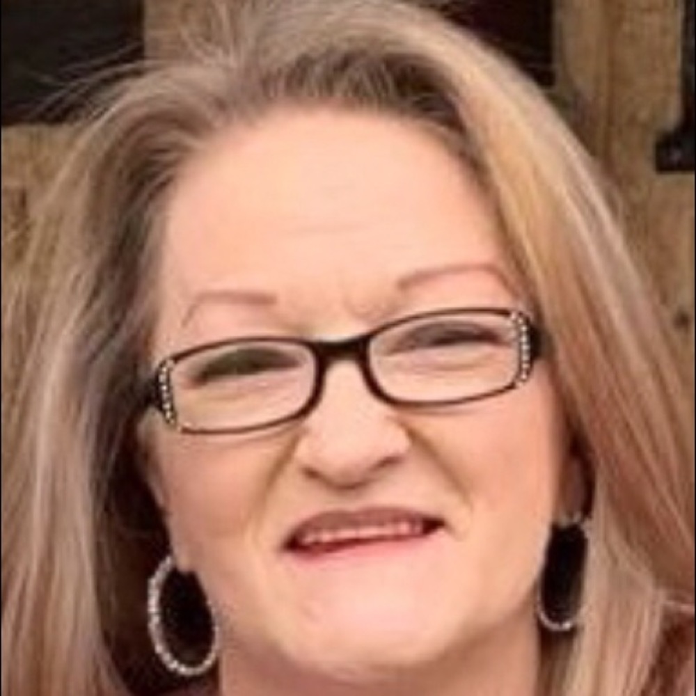 Meet your Posher, Regina